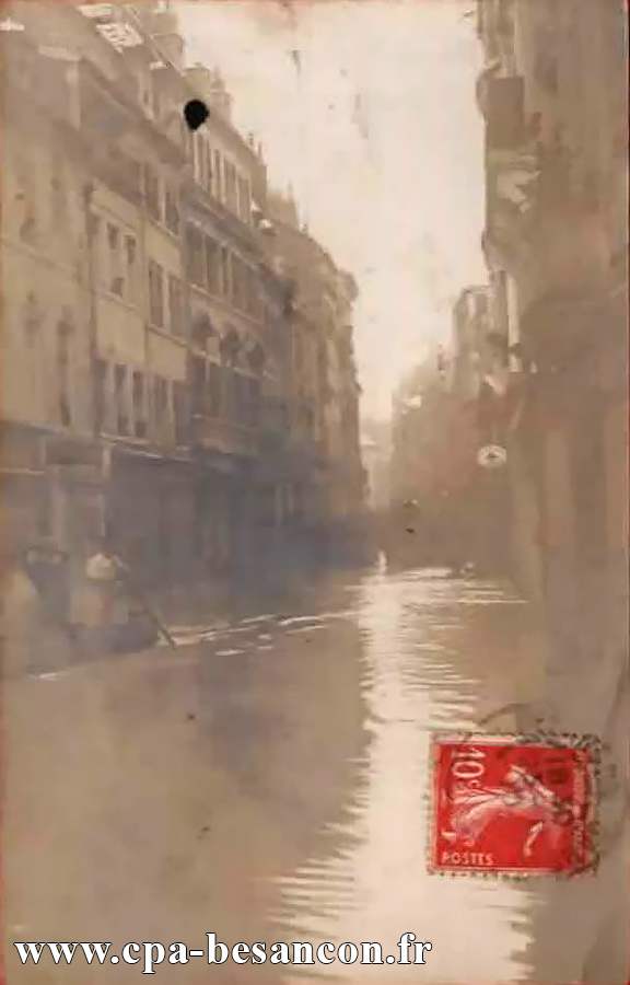 BESANÇON - Inondations des 20, 21, 22 Janvier 1910 - La Grande Rue vue du pont Battant